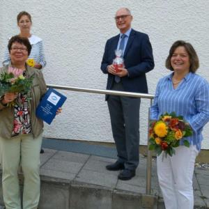Viola Sautter (Vertreterin der Ehrenamtlichen im Vorstand, Iris Schell, Vorsitzender Dr. Eberhard Röhm, Beate Lehmann (v.l.). Foto: Jacqueline Geisel
